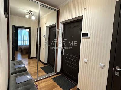 квартира за адресою Героїв Небесної Сотні просп., 18