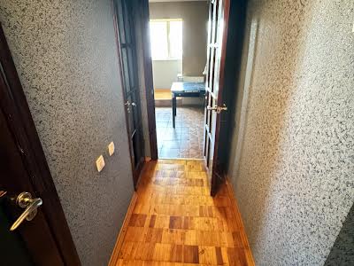 квартира по адресу Героїв Десантників ул., 9