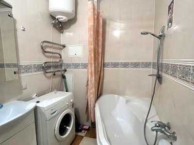 квартира за адресою Миколи Голего вул. (Лебедєва-Кумача), 5
