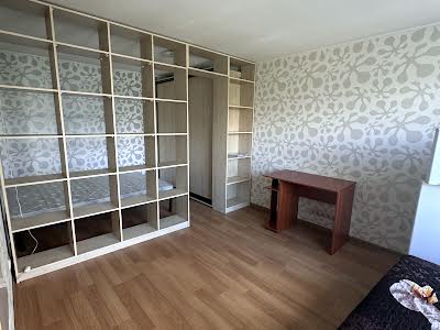 квартира за адресою Смілянська вул., 13