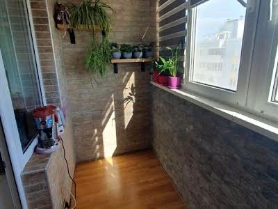 квартира за адресою Сергія Данченка вул., 32