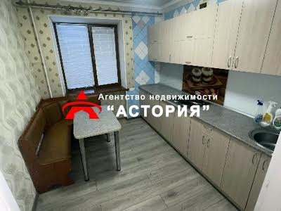 квартира за адресою Світла вул. (Будьонного), 12