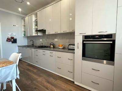 квартира по адресу Ромашковая ул., 10б