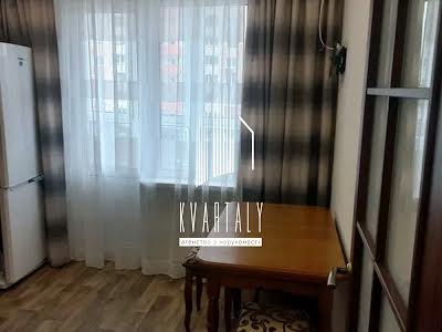 квартира по адресу Софии Русовой ул., 7