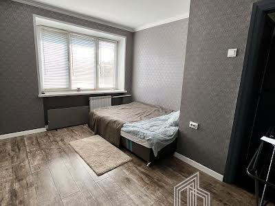 квартира за адресою Олени Теліги вул., 57