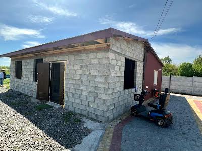будинок за адресою центральна, 8