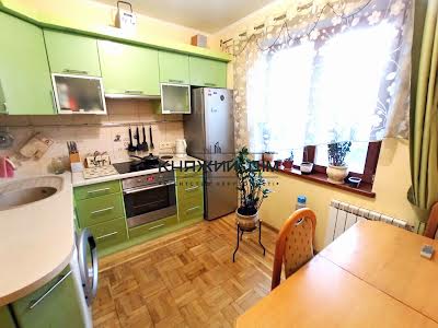 квартира за адресою Урлівська вул., 3