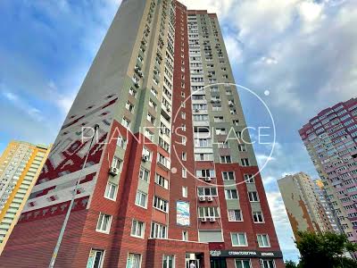 квартира за адресою Софії Русової вул., 3