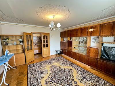 квартира по адресу Защитников Украины ул., 5