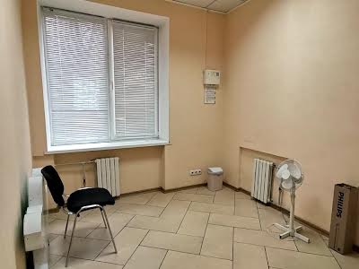 коммерческая по адресу Александровская ул. (Дзержинского), 93