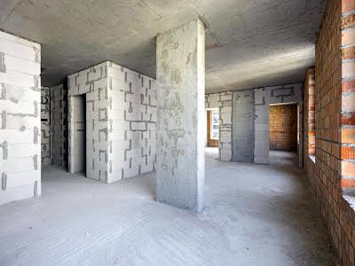 квартира по адресу Героев Майдана ул., 15