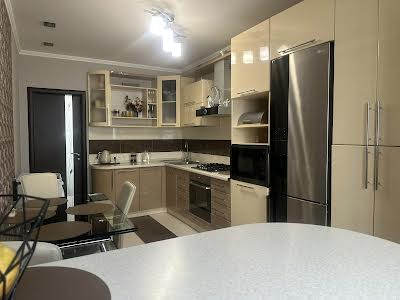 квартира за адресою Боголюбова вул., 4
