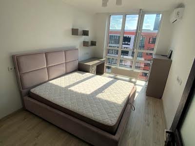 квартира за адресою Миколи Гулака вул., 4