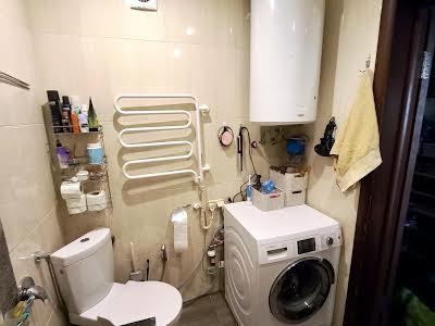 квартира за адресою Погребняка вул., 18