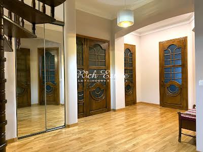 квартира по адресу Лисенка ул., 8