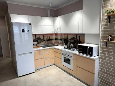квартира за адресою Юнацька вул., 17