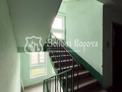 квартира за адресою Симиренка вул., 18а