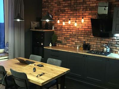 квартира за адресою Мисливська вул., 13