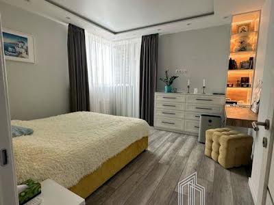квартира за адресою Драгоманова вул., 2-А