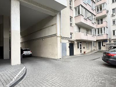 квартира за адресою Головацького, 23 Г