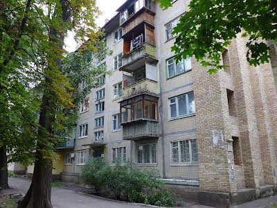 квартира за адресою Запорожця Петра вул., 5