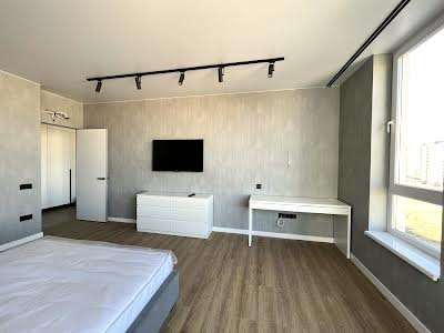 квартира за адресою Трускавецька вул., 123