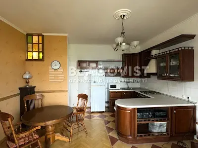 квартира за адресою Старонаводницька вул., 6-Б