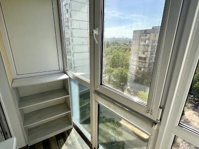 квартира за адресою Райдужна вул., 17-А