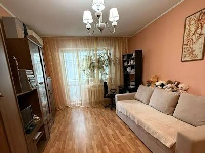 квартира за адресою Озерна вул., 14