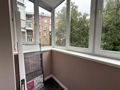 квартира за адресою Князів Острозьких вул. (Московська), 37/2