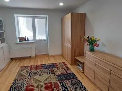 квартира за адресою Патріарха Мстислава Скрипника вул., 40