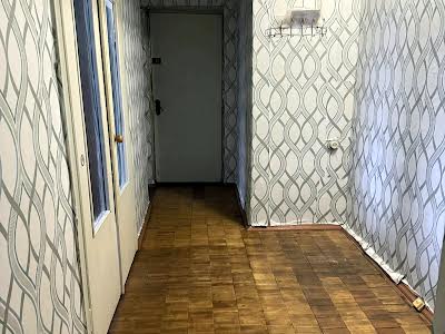 квартира за адресою Космонавтів просп., 66