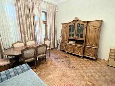 квартира за адресою Базарна вул., 21