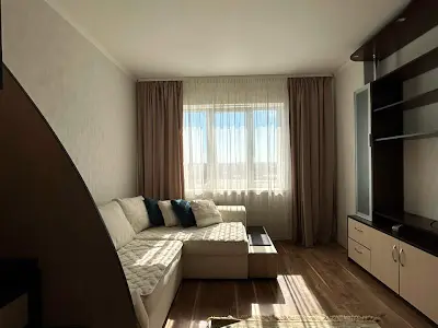квартира за адресою Печерська вул., 6