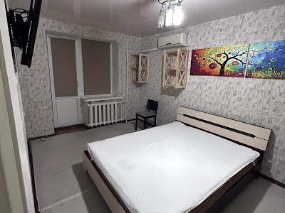 квартира за адресою Казарменна вул. (Григорія Андрющенка), 4-Б