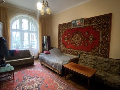 квартира за адресою Паркова вул. (), 12