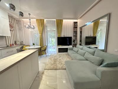квартира за адресою Травневий пров., 4