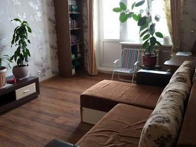 квартира за адресою Драгоманова вул., 42а