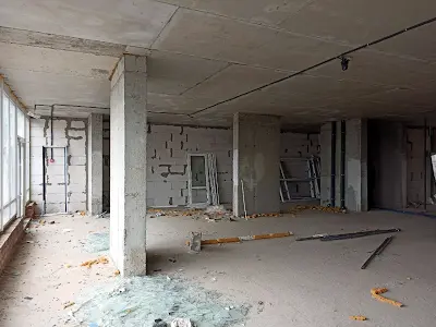 комерційна за адресою Перлинна вул., 3а