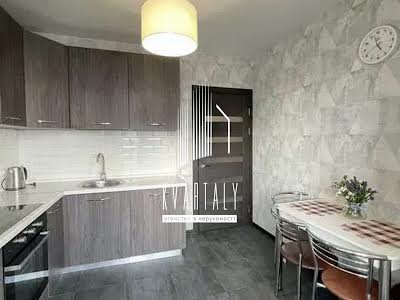 квартира за адресою Софії Русової вул., 7-Г
