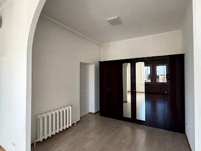 квартира за адресою Дмитрівська вул., 13-А