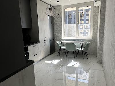 квартира за адресою Паркова вул., 40