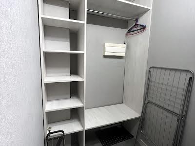 квартира за адресою Верховинна вул., 81