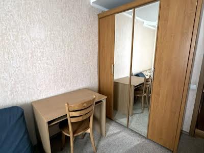 квартира за адресою Героїв просп., 19