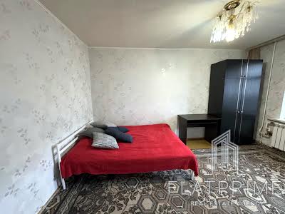 квартира за адресою Симиренка вул., 7А