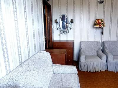 квартира по адресу Небесной Сотни просп. (Маршала Жукова), 32