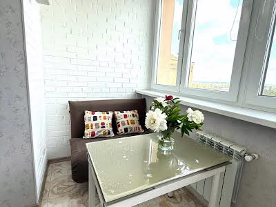 квартира за адресою Лісова вул., 50
