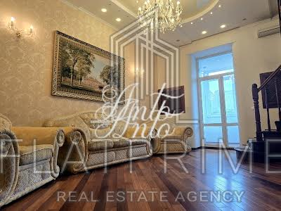 квартира за адресою Рейтарська вул., 20/24