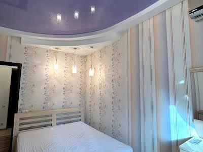 квартира за адресою Леонтовича вул., 5