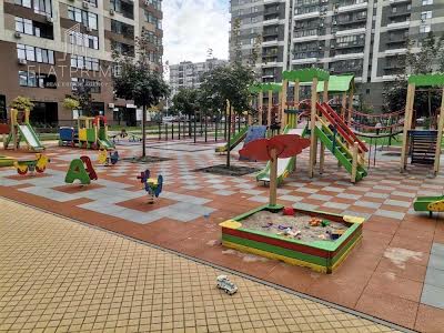 квартира за адресою Європейського Союзу просп. (Правди), 45-А